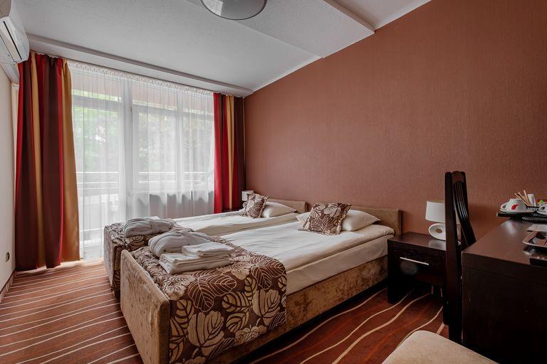 Hotel 4 STANDARD